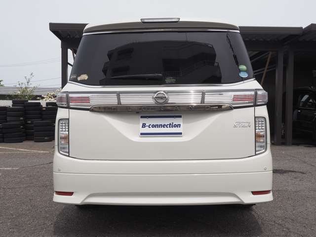 日産 エルグランド ２．５ ２５０ハイウェイスター プレミアム ４ＷＤ H26年 (甲信越・北陸) 99