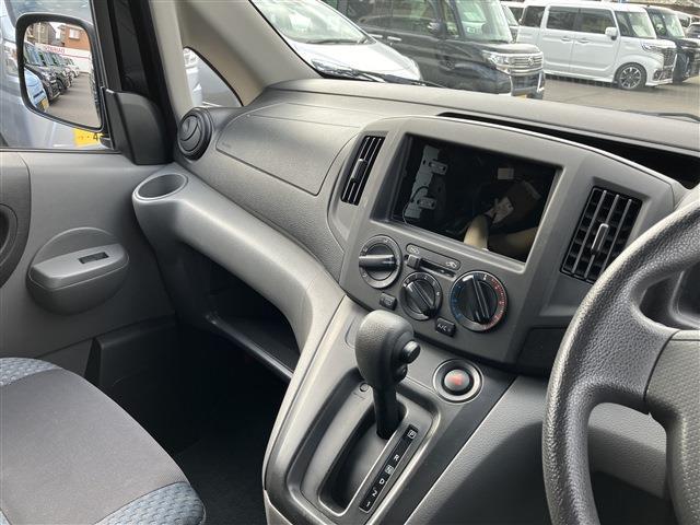 日産 ＮＶ２００バネットバン １．６ プレミアムＧＸ R1年 (中国) 99
