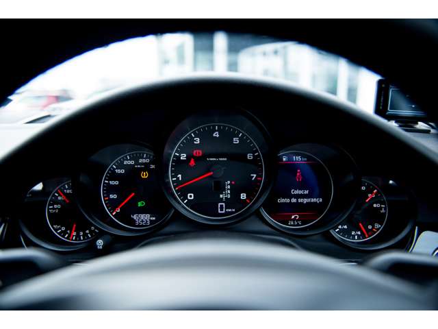 ポルシェ パナメーラ ３．６ ＰＤＫ H24年 (東海) 99