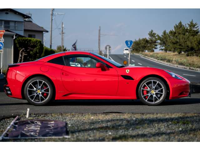 フェラーリ カリフォルニア Ｆ１ ＤＣＴ H21年 (東海) 99
