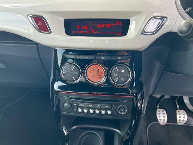 シトロエン ＤＳ３ スポーツシック H24年 (東海) 99