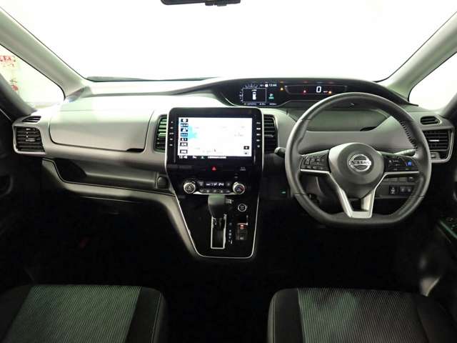 日産 セレナ ２．０ ハイウェイスター Ｖ アーバンクロム R3年 (近畿) 99