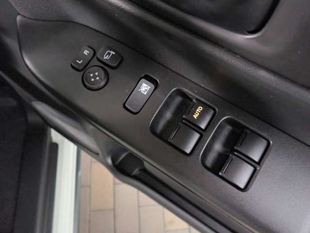 スズキ スペーシア ６６０ ギア ハイブリッド ＸＺ R8年 (近畿) 99