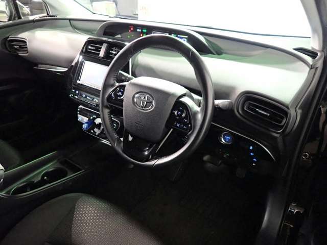 トヨタ プリウス １．８ Ｓ R3年 (近畿) 99