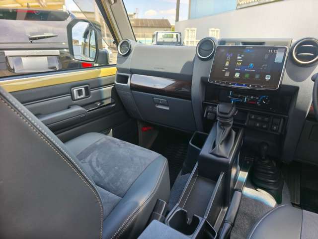 トヨタ ランドクルーザー７０ ２．８ ＡＸ ディーゼルターボ ４ＷＤ R7年 (近畿) 99