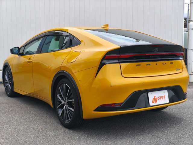 トヨタ プリウス ２．０ Ｚ R5年 (近畿) 99