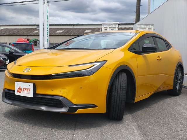トヨタ プリウス ２．０ Ｚ R5年 (近畿) 99