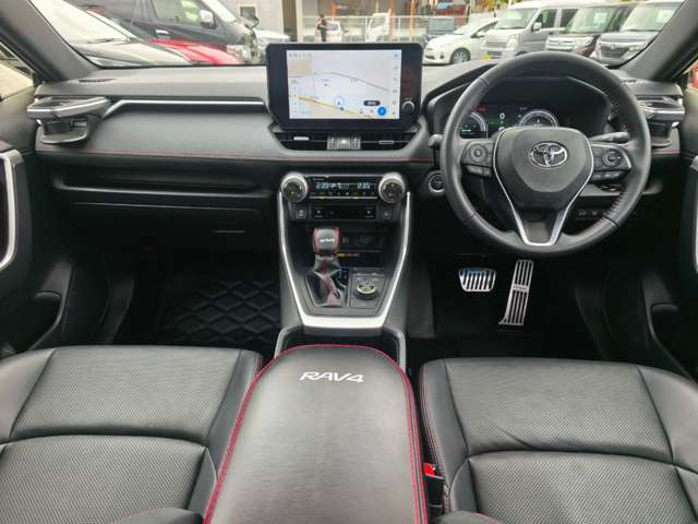 トヨタ ＲＡＶ４　ＰＨＶ ２．５ プラグインハイブリッド Ｚ Ｅ－ＦＯＵＲ ４ＷＤ R5年 (近畿) 99