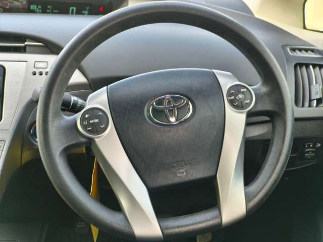 トヨタ プリウス １．８ Ｓ H26年 (近畿) 99