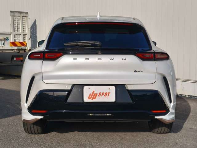 トヨタ クラウン　スポーツ　ハイブリッド ２．５ Ｚ Ｅ－ＦＯＵＲ ４ＷＤ R6年 (近畿) 99