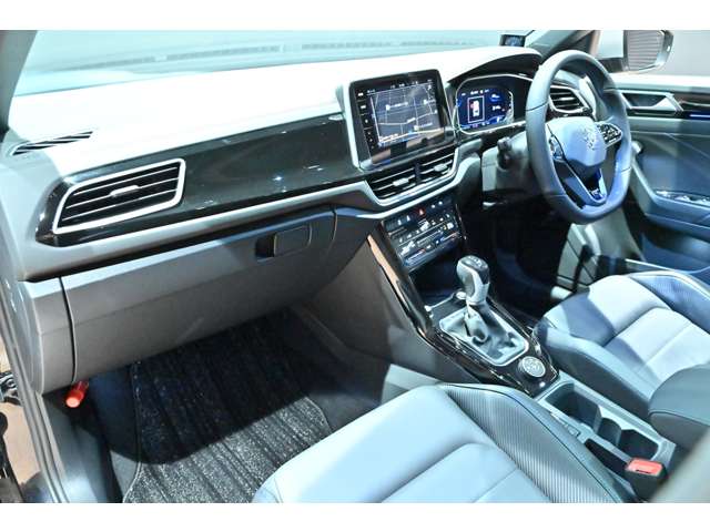 フォルクスワーゲン Ｔ－ＲＯＣ Ｒ ４ＷＤ R6年 (関東) 99