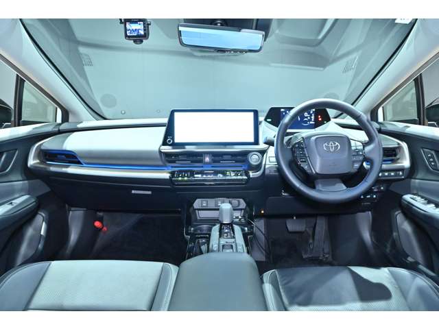 トヨタ プリウス ２．０ Ｚ R5年 (関東) 99