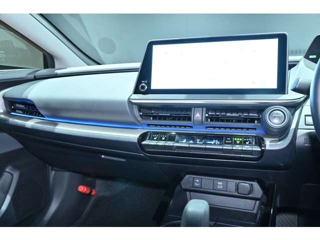 トヨタ プリウス ２．０ Ｚ R5年 (関東) 99