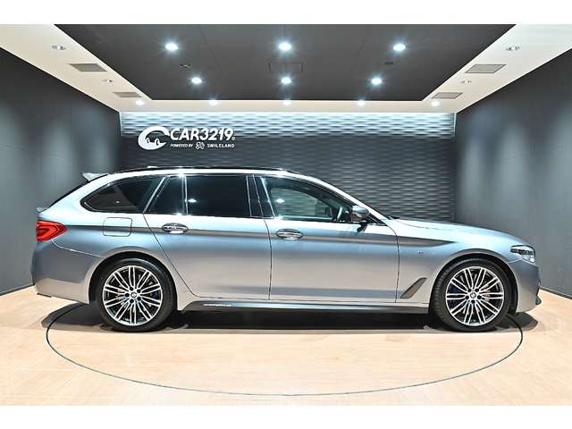ＢＭＷ ５シリーズ ５４０Ｉ Ｘドライブ Ｍスポーツ ４ＷＤ H29年 (関東) 99