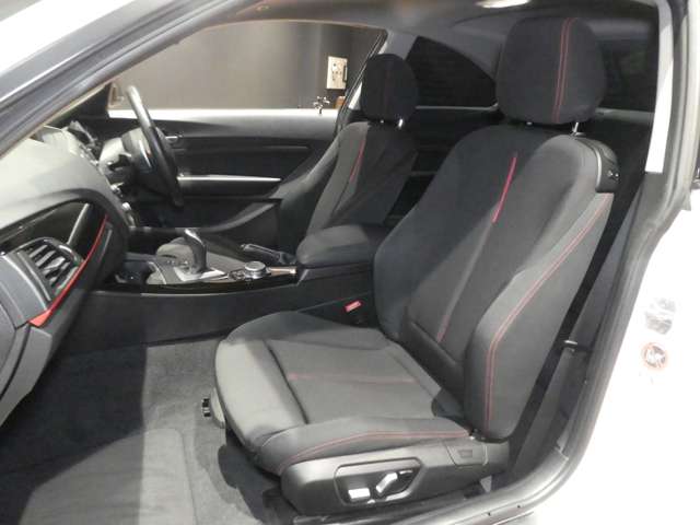 ＢＭＷ ２シリーズ ２２０Ｉ スポーツ H29年 (関東) 99