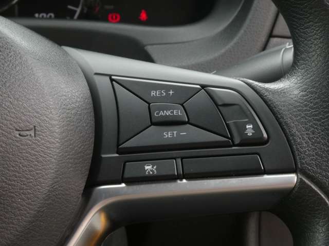 日産 ノート １．２ Ｅ－ＰＯＷＥＲ Ｘ R2年 (関東) 99