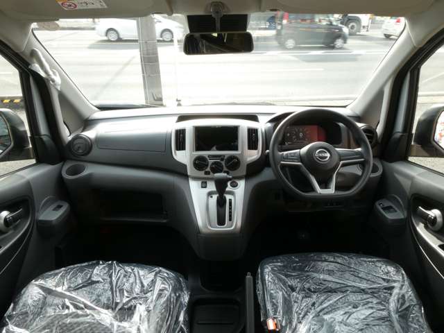 日産 ＮＶ２００バネットバン １．６ チェアキャブ 車イス２名仕様 R8年 (関東) 99