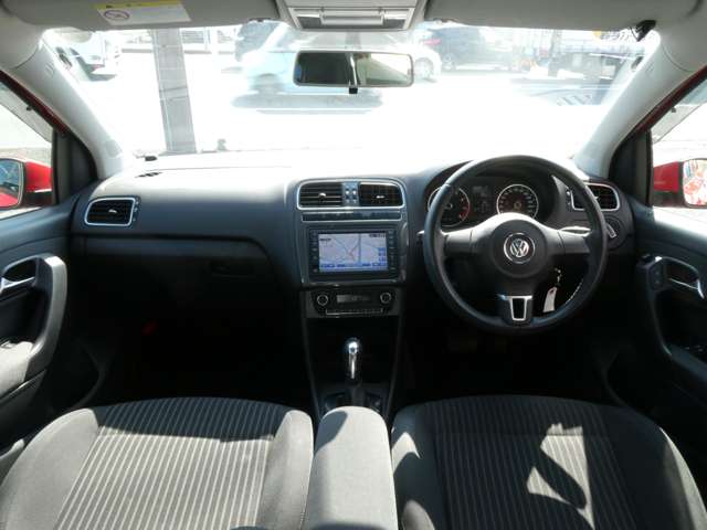 フォルクスワーゲン ポロ ＴＳＩ　ハイライン H24年 (関東) 99