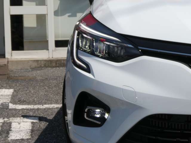 ルノー ルーテシア インテンス R2年 (関東) 99