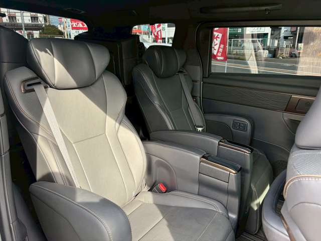 トヨタ アルファード ２．５ Ｚ R6年 (近畿) 99