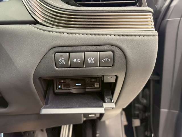レクサス ＬＳ５００ｈ ５００Ｈ Ｆスポーツ ４ＷＤ R6年 (近畿) 99