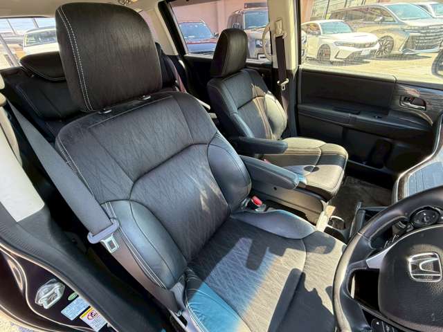 ホンダ オデッセイ ２．４ アブソルート ＥＸ H25年 (近畿) 99