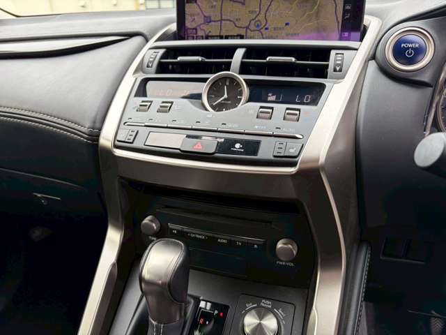 レクサス ＮＸ３００ｈ Ｉパッケージ R1年 (近畿) 99