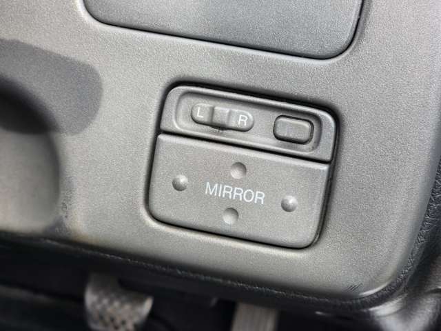 ホンダ シビックフェリオ １．６ ＳＩＲ H4年 (近畿) 99