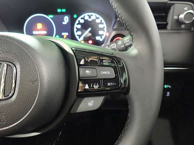 ホンダ ヴェゼル １．５ Ｅ：ＨＥＶ Ｚ R8年 (近畿) 99