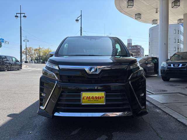 トヨタ ヴォクシー １．８ ハイブリッド ＺＳ 煌 H30年 (中国) 99