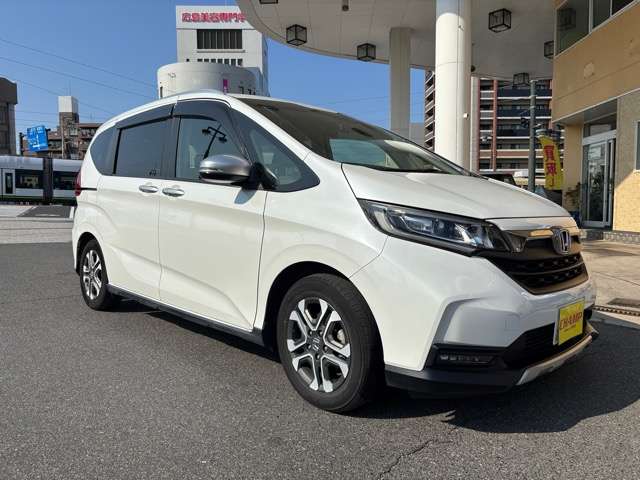 ホンダ フリード １．５ クロスター ホンダセンシング R2年 (中国) 99