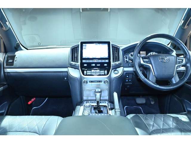 トヨタ ランドクルーザー ４．６ ＺＸ Ｇフロンティア ４ＷＤ H29年 (関東) 99