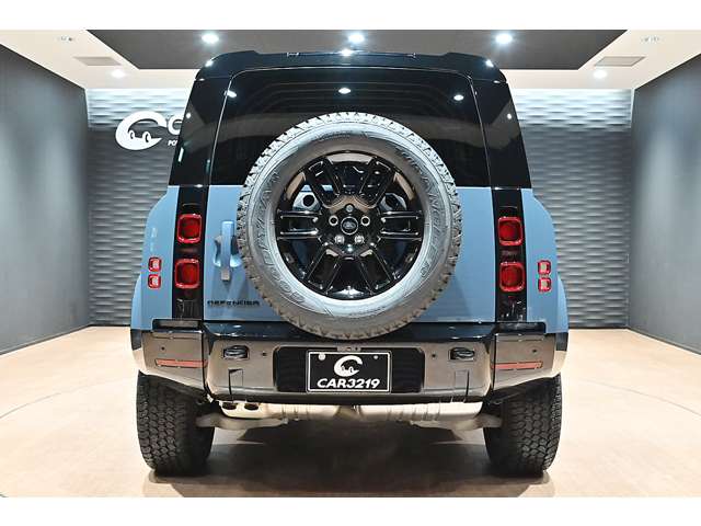ランドローバー ディフェンダー ９０ Ｘダイナミック ＳＥ ３．０Ｌ Ｄ３００ ディーゼルターボ ４ＷＤ R6年 (関東) 99
