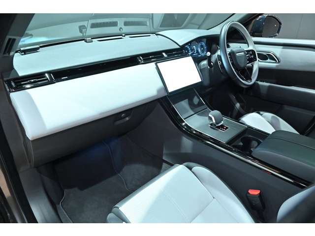 ランドローバー レンジローバーヴェラール ダイナミックＨＳＥ ２．０Ｌ Ｄ２００ ディーゼルターボ ４ＷＤ R5年 (関東) 99