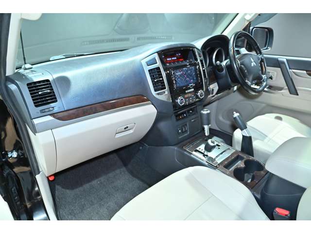 三菱 パジェロ ３．２ ロング ファイナル エディション ディーゼルターボ ４ＷＤ R1年 (関東) 99