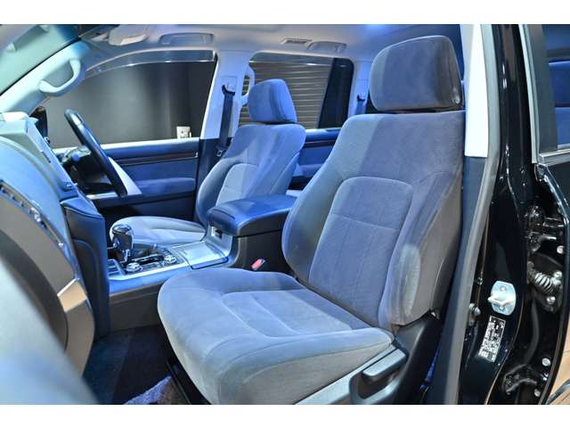 トヨタ ランドクルーザー ４．６ ＡＸ ４ＷＤ H29年 (関東) 99