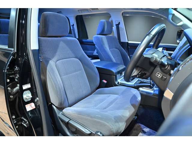 トヨタ ランドクルーザー ４．６ ＡＸ ４ＷＤ H29年 (関東) 99