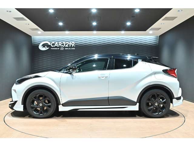 トヨタ Ｃ−ＨＲ ハイブリッド １．８ Ｇ モード ネロ セーフティ プラスＩＩＩ R5年 (関東) 99