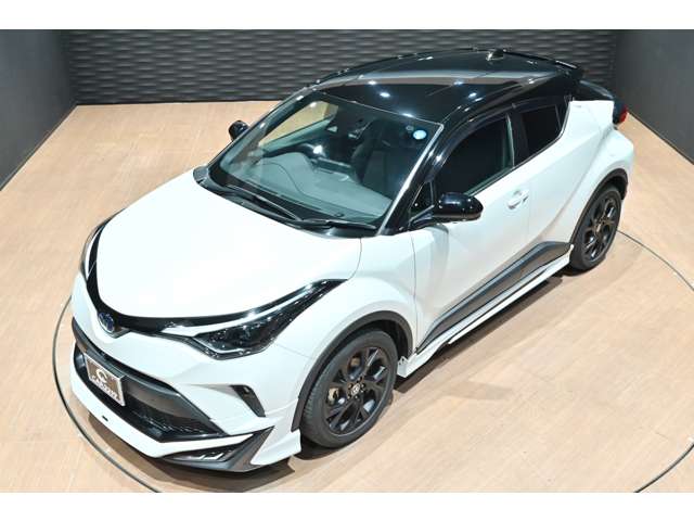トヨタ Ｃ−ＨＲ ハイブリッド １．８ Ｇ モード ネロ セーフティ プラスＩＩＩ R5年 (関東) 99