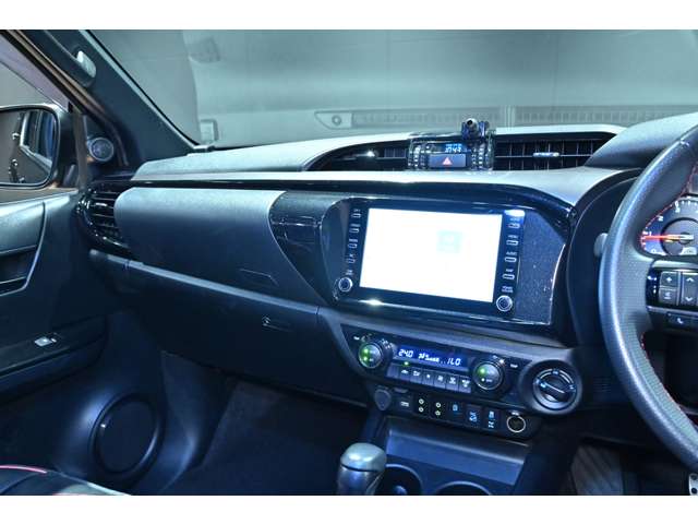 トヨタ ハイラックス ２．４ Ｚ ＧＲスポーツ ディーゼルターボ ４ＷＤ R5年 (関東) 99