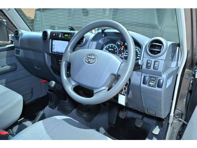 トヨタ ランドクルーザーピックアップ ４．０ ４ＷＤ H27年 (関東) 99