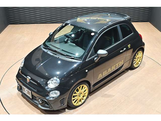 アバルト ６９５セッタンタチンクエ アニヴェルサーリオ １．４ R7年 (関東) 99