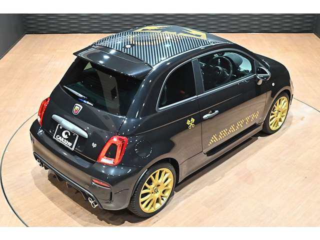 アバルト ６９５セッタンタチンクエ アニヴェルサーリオ １．４ R7年 (関東) 99