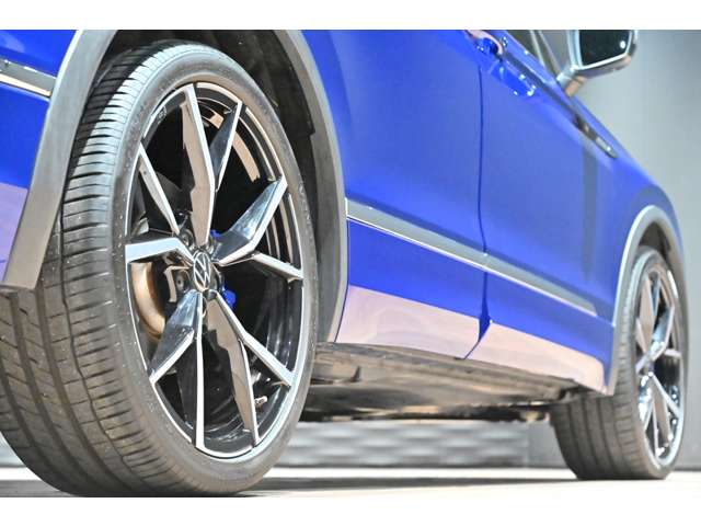 フォルクスワーゲン ティグアンＲ Ｒ ４モーション ４ＷＤ R4年 (関東) 99