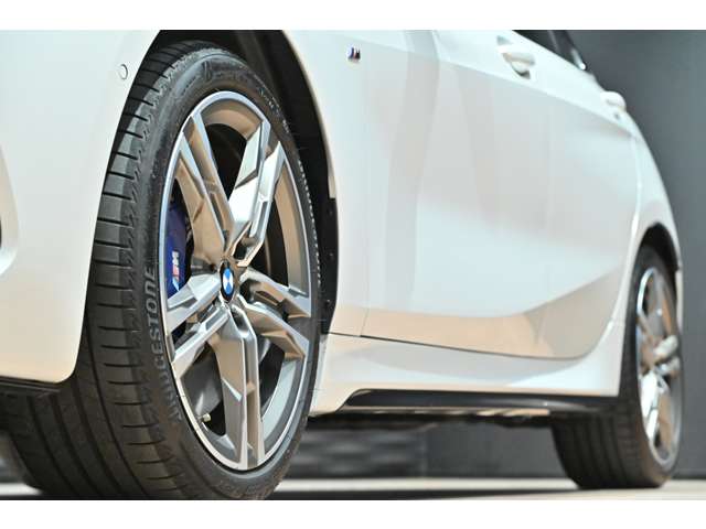 ＢＭＷ １シリーズ Ｍ１３５Ｉ Ｘドライブ ４ＷＤ R6年 (関東) 99