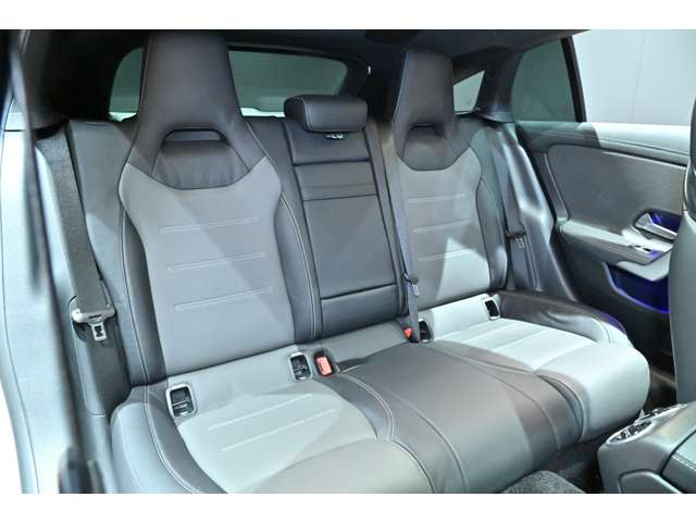 ＡＭＧ ＣＬＡ　シューティングブレーク ＣＬＡ ４５ Ｓ ４マチックプラス ４ＷＤ ＭＰ２０２３０１ R4年 (関東) 99