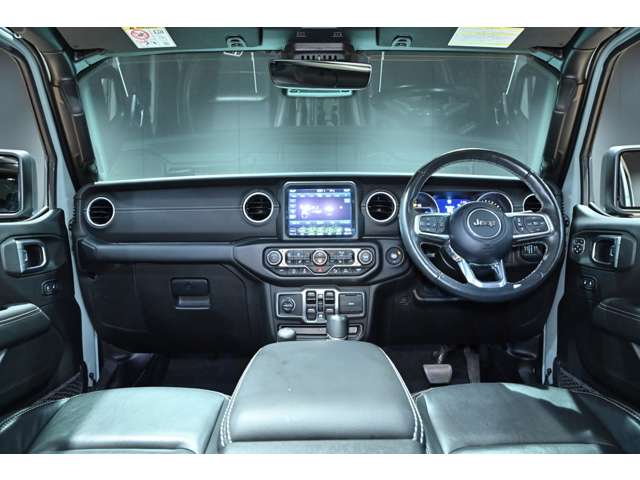 ジープ ラングラー　アンリミテッド アンリミテッド サハラ ２．０Ｌ ４ＷＤ R5年 (関東) 99