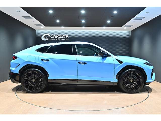ランボルギーニ ウルス ＳＥ ４ＷＤ R8年 (関東) 99