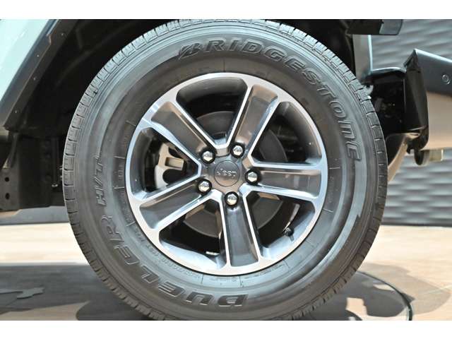 ジープ ラングラー　アンリミテッド アンリミテッド サハラ ２．０Ｌ ４ＷＤ R5年 (関東) 99