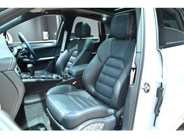 ポルシェ マカン ＧＴＳ ＰＤＫ ４ＷＤ R7年 (関東) 99